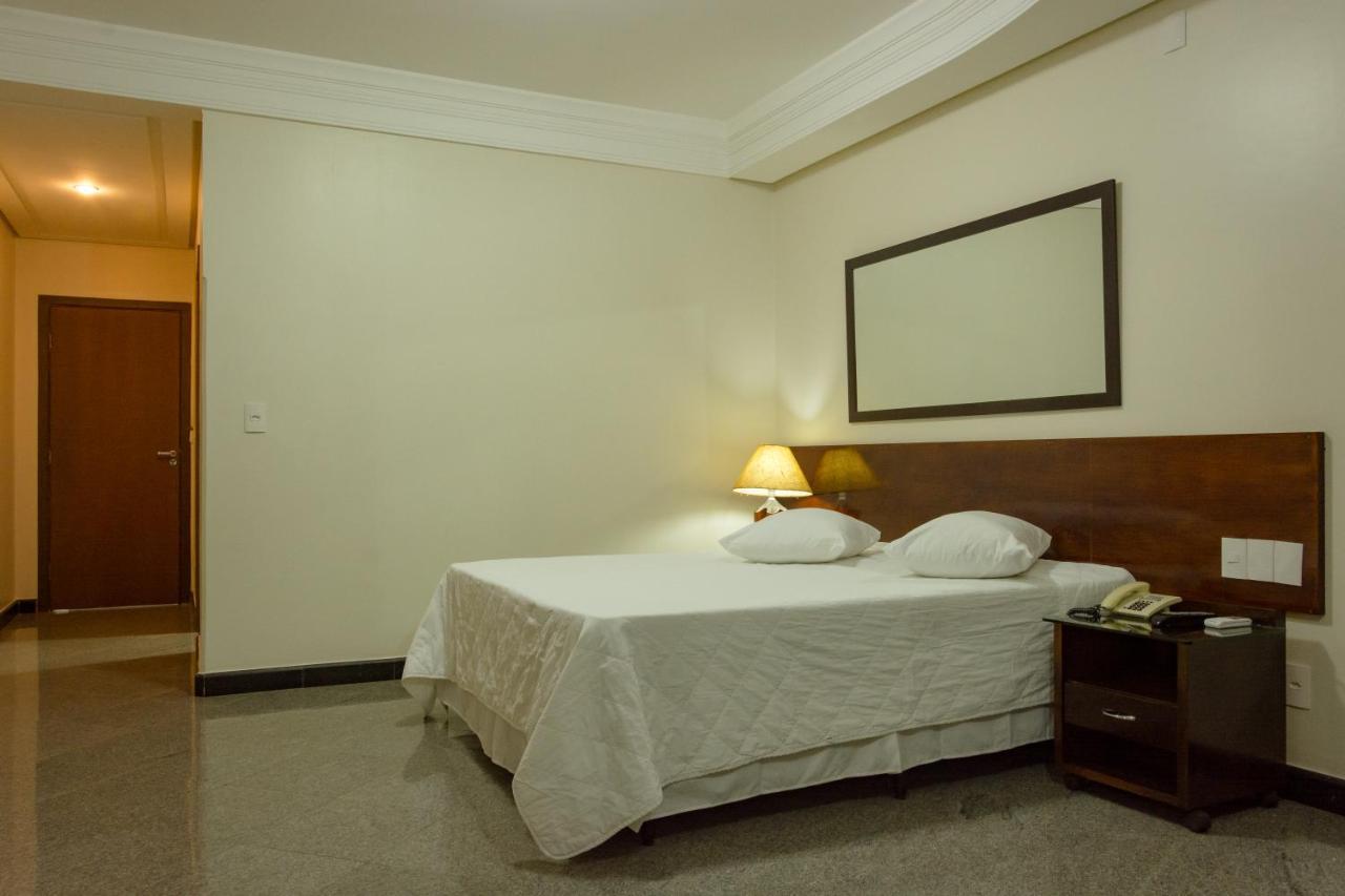 Lindoya Hotel Catalão Eksteriør billede
