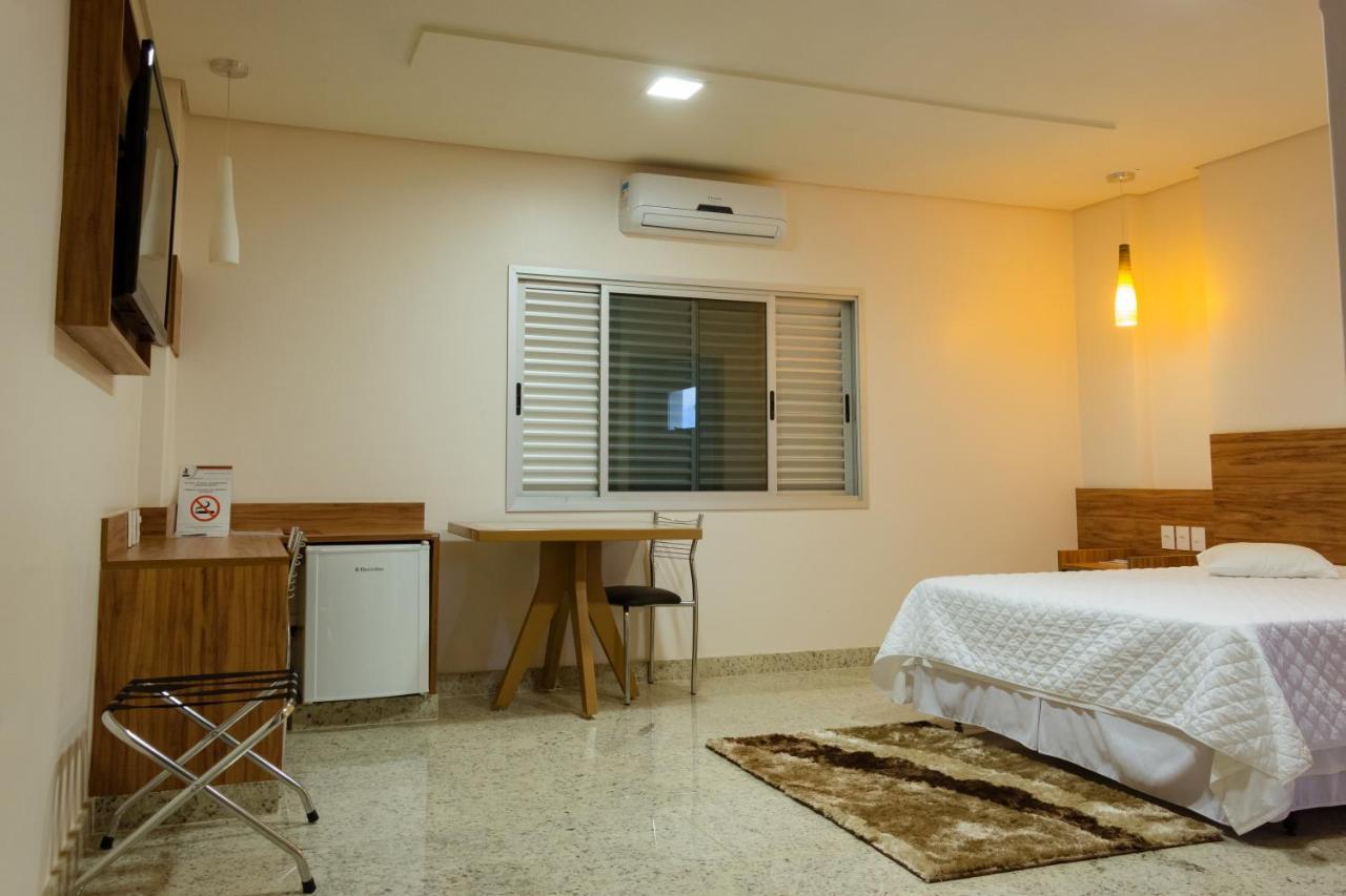 Lindoya Hotel Catalão Eksteriør billede