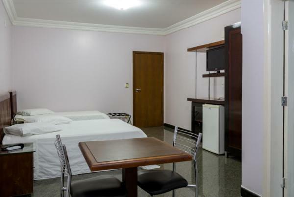 Lindoya Hotel Catalão Eksteriør billede